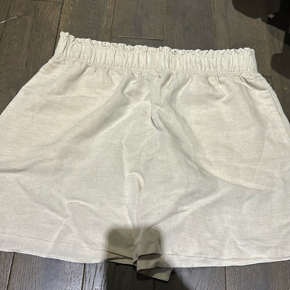 H&M Linen Blend shorts with pockets